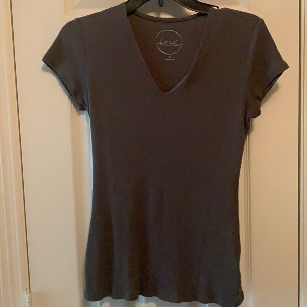 Never worn, good quality , thick material